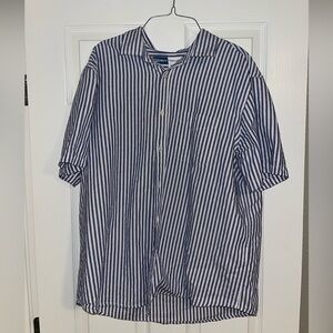 Old Navy Men's Blue and White Striped Shirt